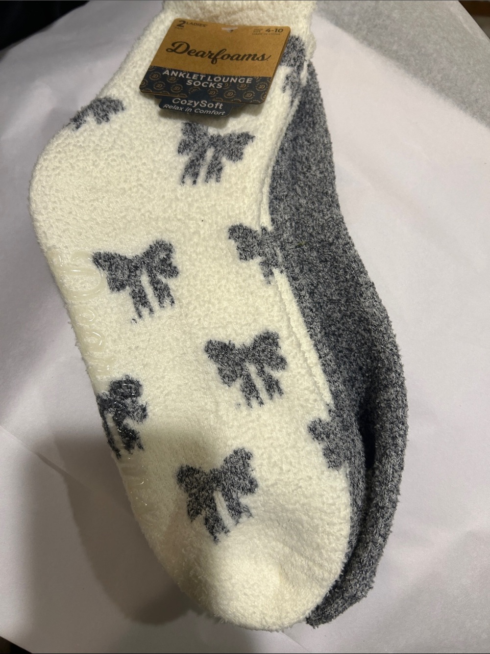 Dearforms 2pack of 1 Cream Anklet Socks w/Gray Bow & 1 solid Gray anklet socks